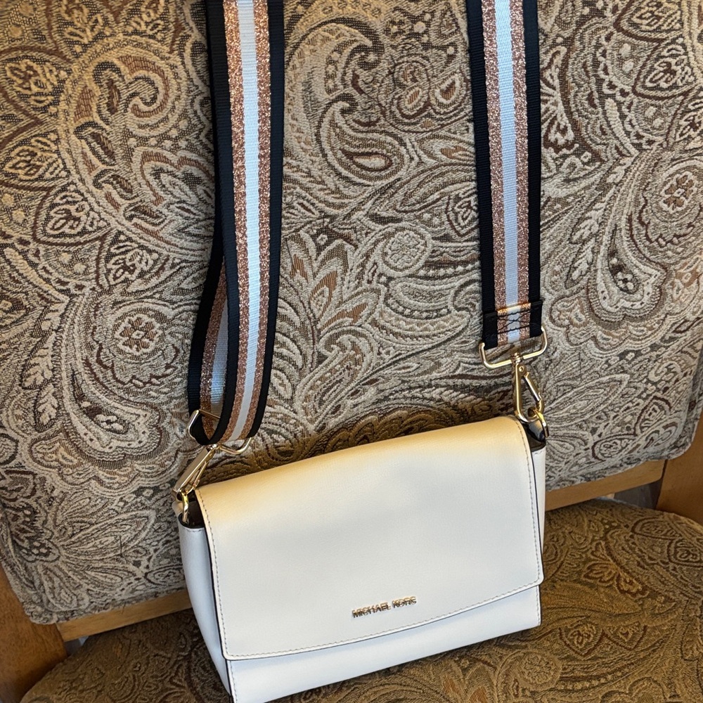 Michael Kors like new Cream Crossbody Bag with Striped Strap like new